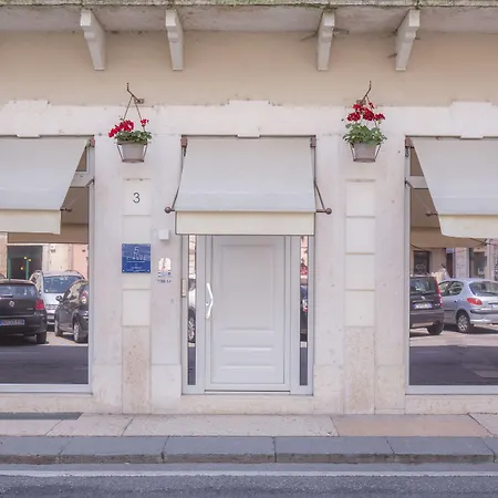 Cinque Rooms-3