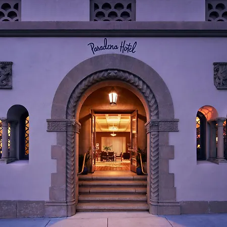 Pasadena Hotel & Pool-2