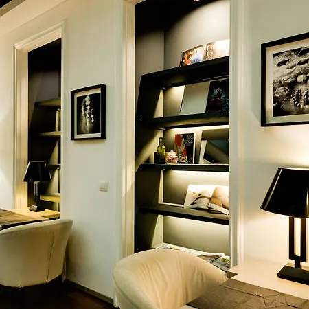 V Collection Piazza Farnese Luxury Suites-2