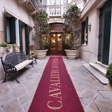 Hotel Ai Cavalieri Di Venezia-2