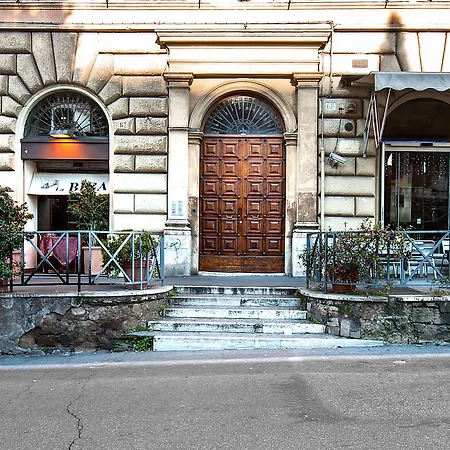 B&B Colosseo Panoramic Rooms-3