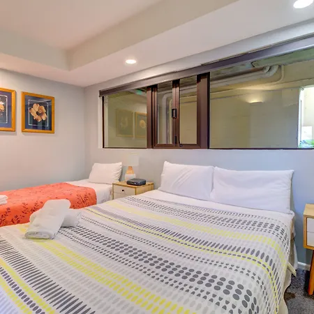 Lakefront Apartments,18 Lake Esplanade Road-2