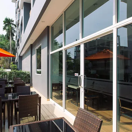 Adelphi Pattaya-2