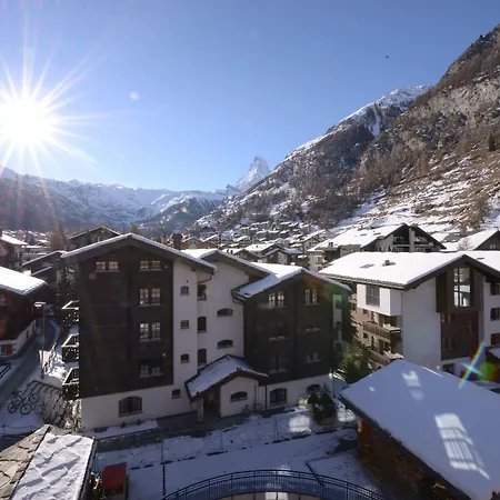 Alpenhotel Fleurs De Zermatt-3