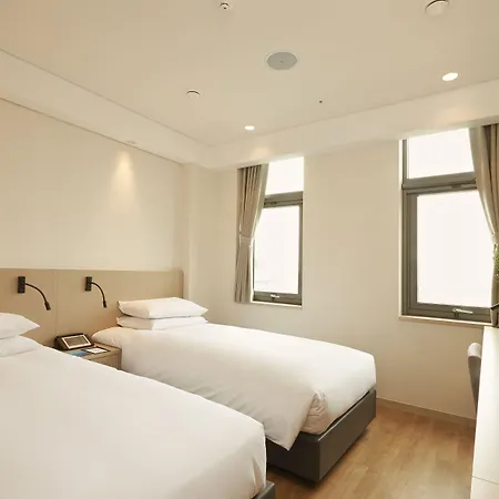 Mayplace Hotel-2