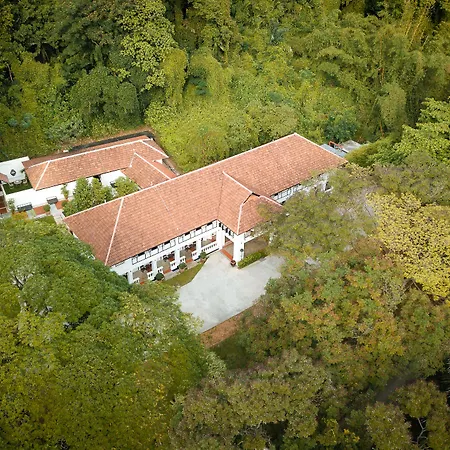Labrador Villa (Adults Only)-3