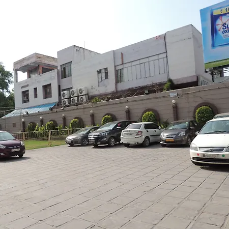Diamond Hotel-3