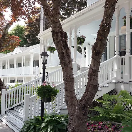 Moseley Cottage Inn And The Town Motel-2
