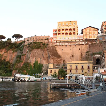 Surriento Suites-3