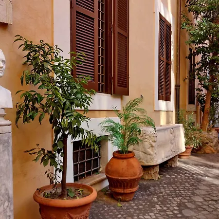 Trevi Rome Suite-2
