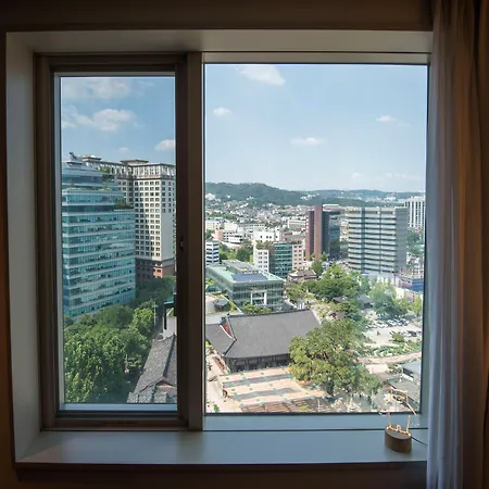 Shilla Stay Gwanghwamun Myeongdong-2