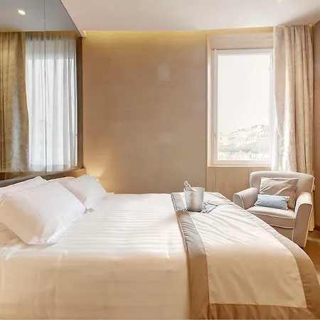 Sun Suite Luxury Pantheon-2