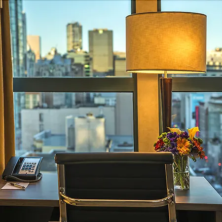 Grand Park Hotel & Suites Downtown Vancouver, An Ascend Collection Hotel-2