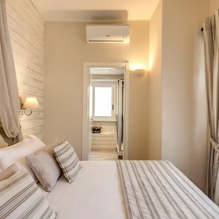 Casa Mia Vaticano Guest House-2