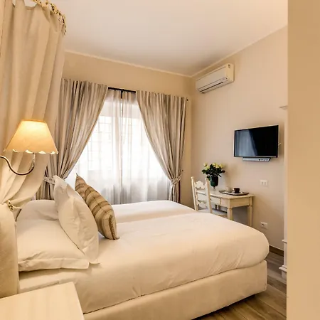 Casa Tua Vaticano Guest House-3
