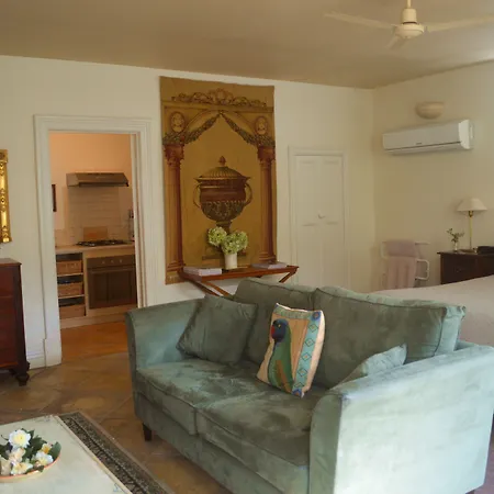 Athelney Cottage-2
