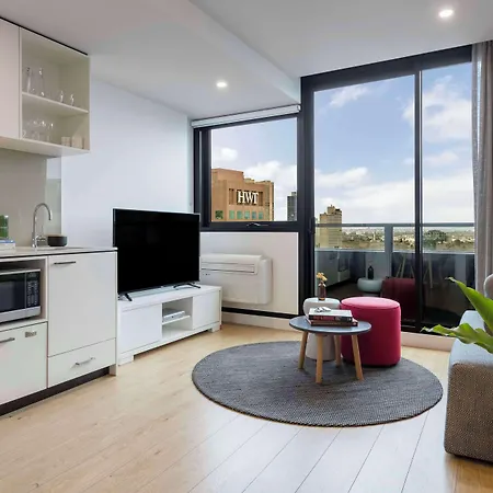Oaks Melbourne Southbank Suites-3