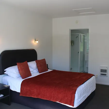 The Grange Motel-2