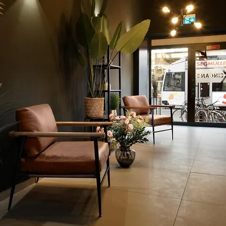 The Square Hotel-2