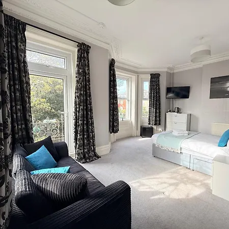 The Hedley Townhouse-2