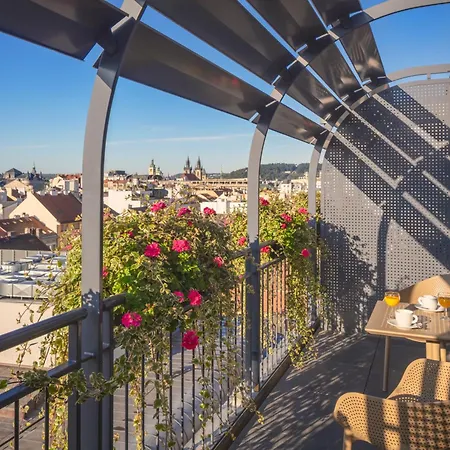 Hotel Clement-2