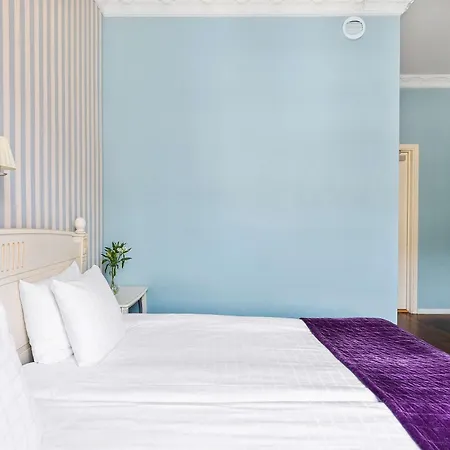 Best Western Hotel Bentleys-3