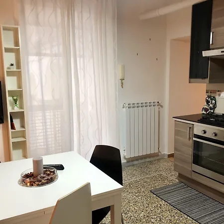 Relais Piazza Del Plebiscito B&B-2