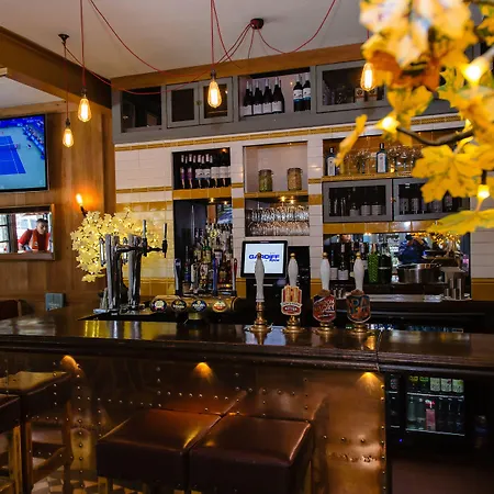 The Fitzrovia Belle Hotel-2