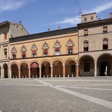 Casa Isolani Guest House Santo Stefano-2