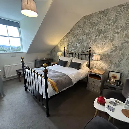 Archway Guest House-2