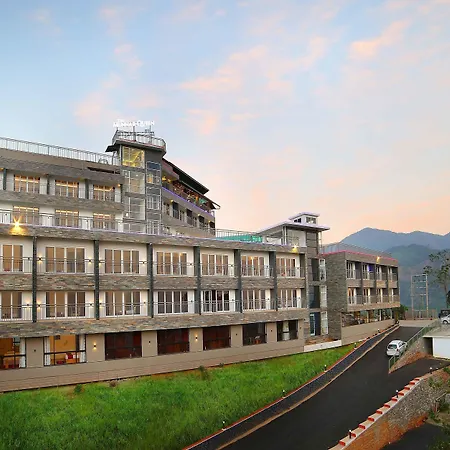 The Munnar Queen-3