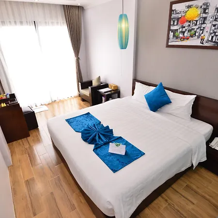 Bella Premier Hotel & Rooftop Skybar-2