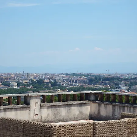 Domus Monami Luxury Suites-3