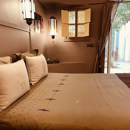 Riad 144-2