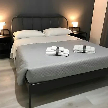 Sensation House-2