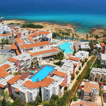 Louis Althea Beach-3