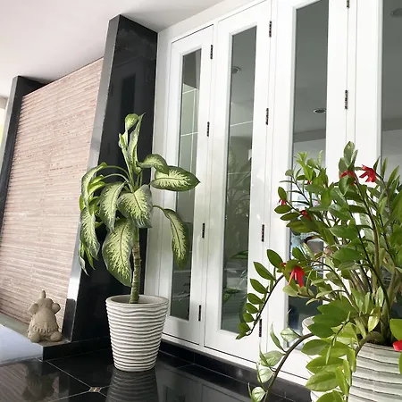 14 Place Sukhumvit Suites-3