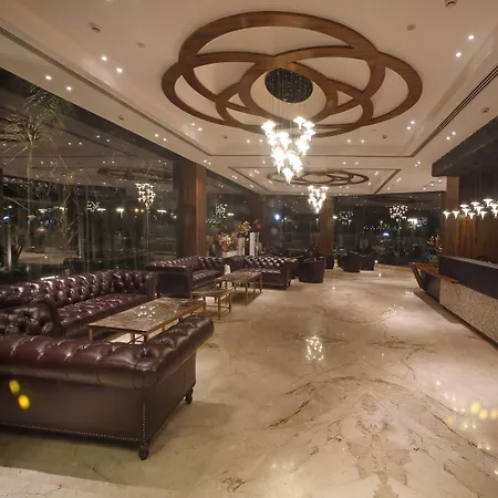 Grand Xenia-3