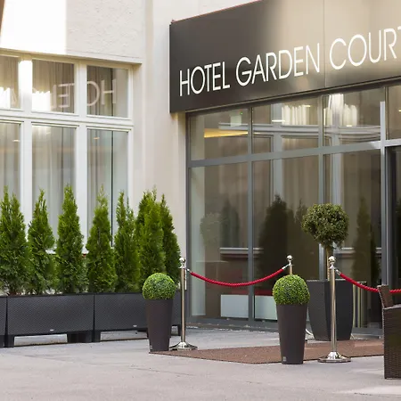 Hotel Garden Court-2