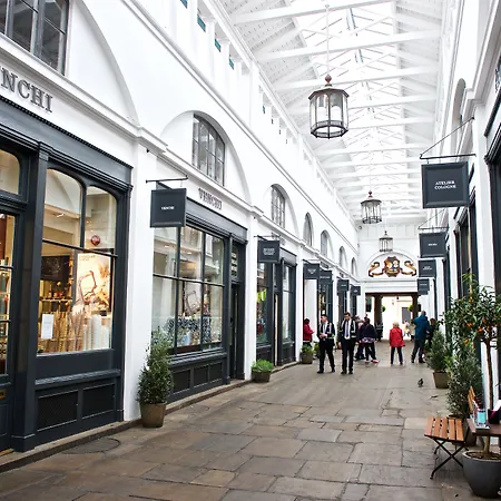 Wilde Aparthotels London Covent Garden-2