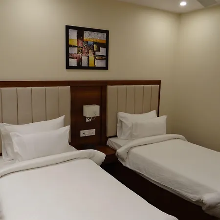 Hotel Tridev-3