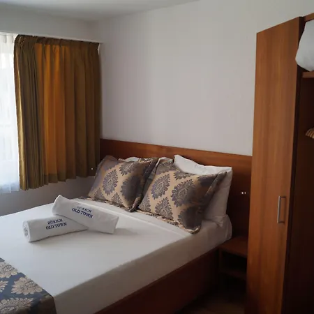 Hotel Old Town-2