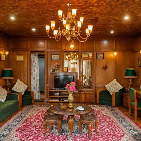 Lalarukh Group Of Houseboats-2