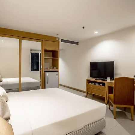 Hope Land Hotel Sukhumvit 24-3