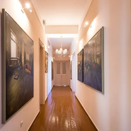Palladian Home-3