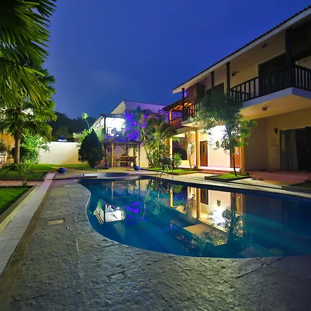 Amour Resort-2