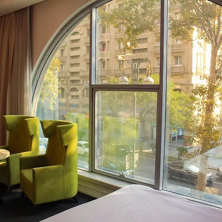 Dondar Hotel Formula 1 View-3