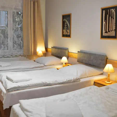 Cybulskiego Guest Rooms-3