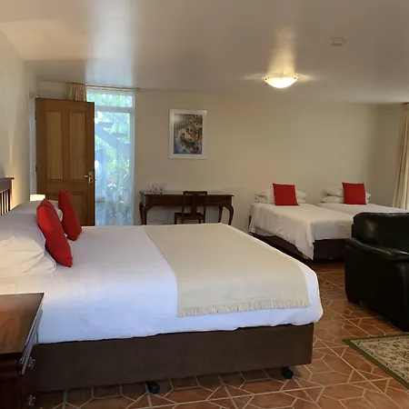 Guildford River Retreat-2