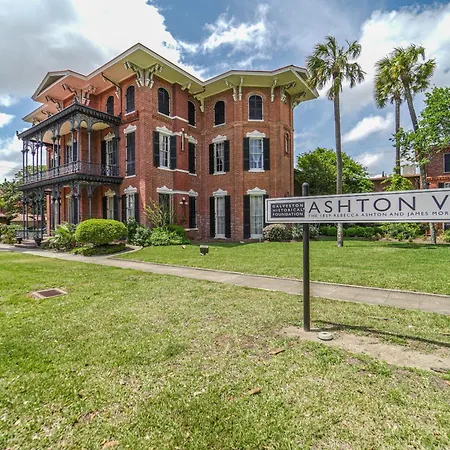 Xl Terrace, Lazy River, I-O Pools, Game Room, Spa, Beach, Luxury 2-2 Penthouse!-3
